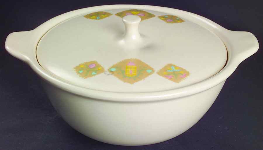 Country Cousins 1.5 Qt Round Covered Casserole by Metlox - Poppytrail - Vernon-1