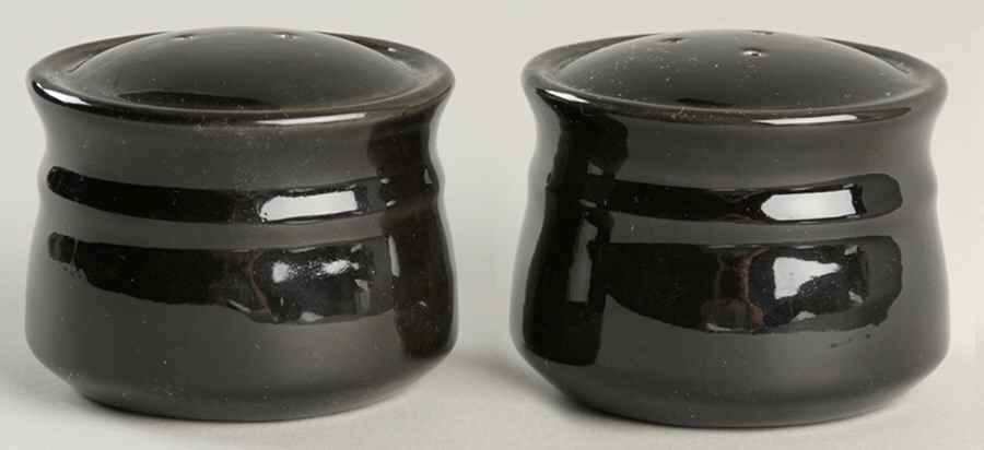 Colorstax Black Salt & Pepper Set by Metlox - Poppytrail - Vernon-1
