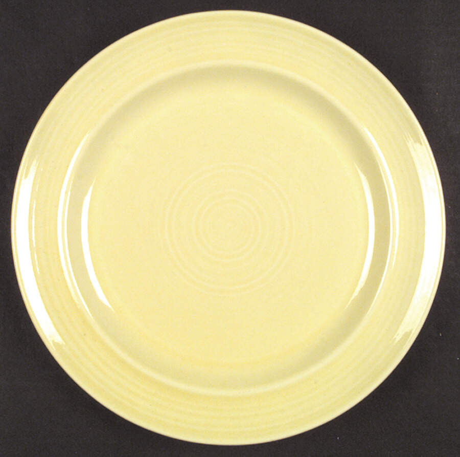 Colorstax Canary Dinner Plate by Metlox - Poppytrail - Vernon-1