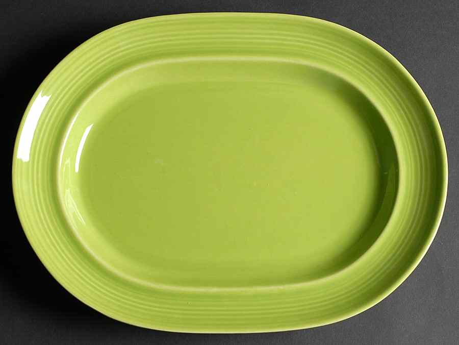Colorstax Fern Green 13" Oval Serving Platter by Metlox - Poppytrail - Vernon-1