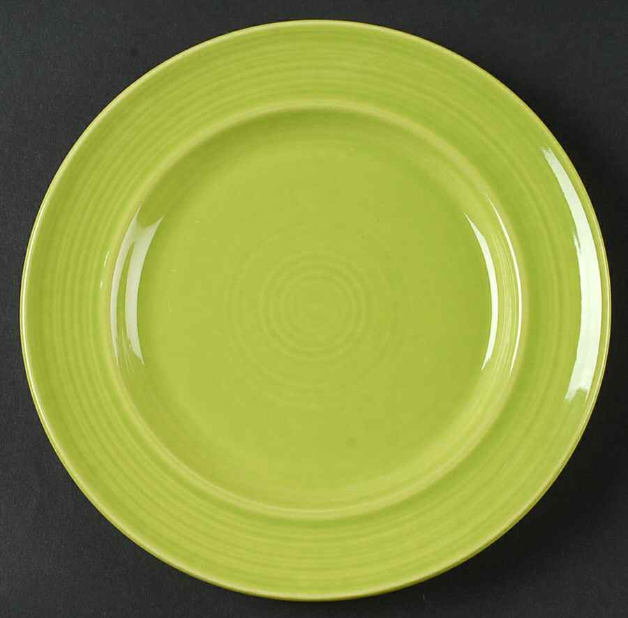 Colorstax Fern Green Salad Plate by Metlox - Poppytrail - Vernon-1
