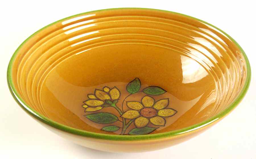Dahlia Gold 9" Round Vegetable Bowl by Metlox - Poppytrail - Vernon-1