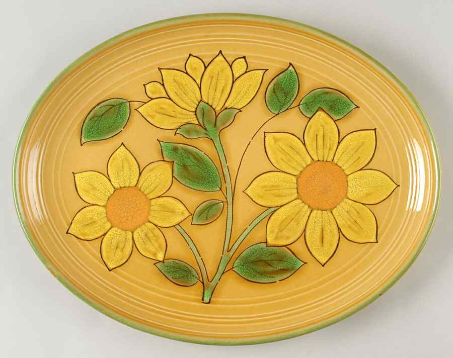 Dahlia Gold 13" Oval Serving Platter by Metlox - Poppytrail - Vernon-1