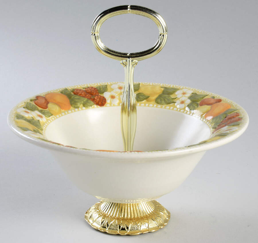 Della Robbia 6"-7" Handled Footed Nut Dish HC by Metlox - Poppytrail - Vernon-1