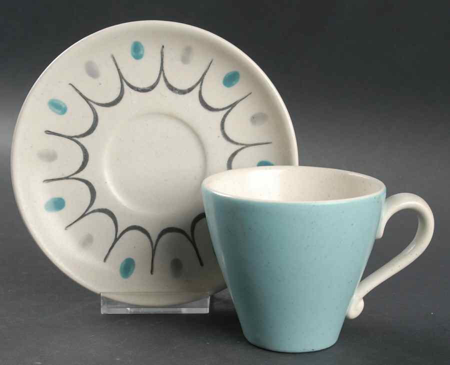 Del Rey Flat Cup & Saucer Set by Metlox - Poppytrail - Vernon-1