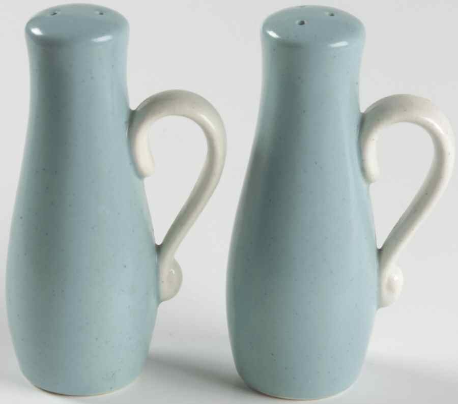 Del Rey Salt & Pepper Set by Metlox - Poppytrail - Vernon-1