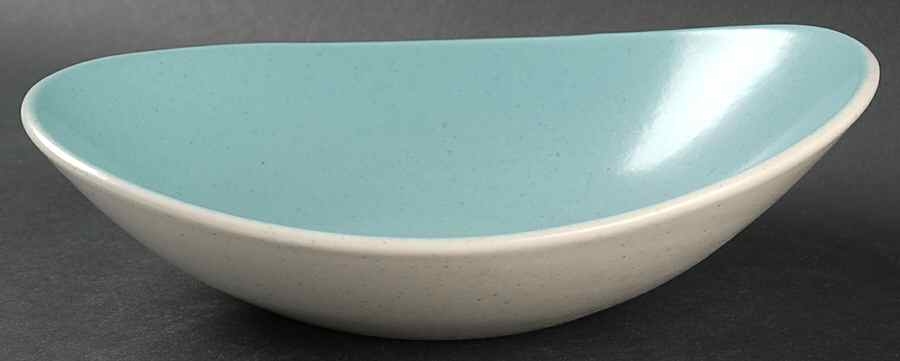 Del Rey 9" Round Vegetable Bowl by Metlox - Poppytrail - Vernon-1