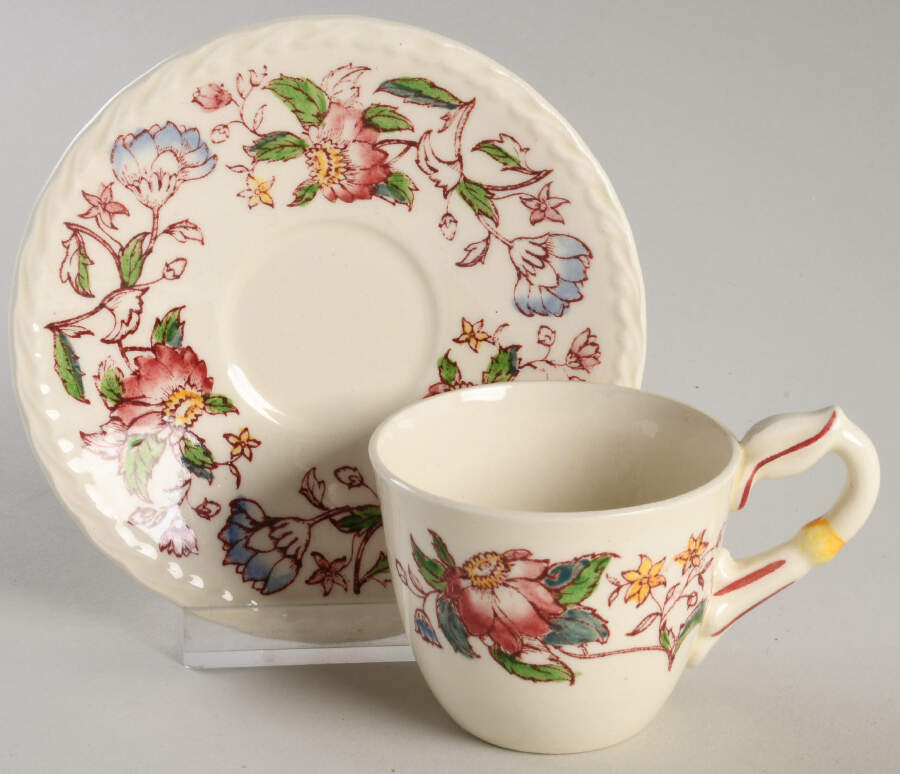Dolores Flat Demitasse Cup & Saucer Set by Metlox - Poppytrail - Vernon-1