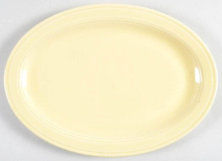 Early California Yellow 12" Oval Serving Platter by Metlox - Poppytrail - Vernon-1