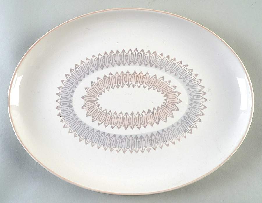 Fancy Free 13" Oval Serving Platter by Metlox - Poppytrail - Vernon-1