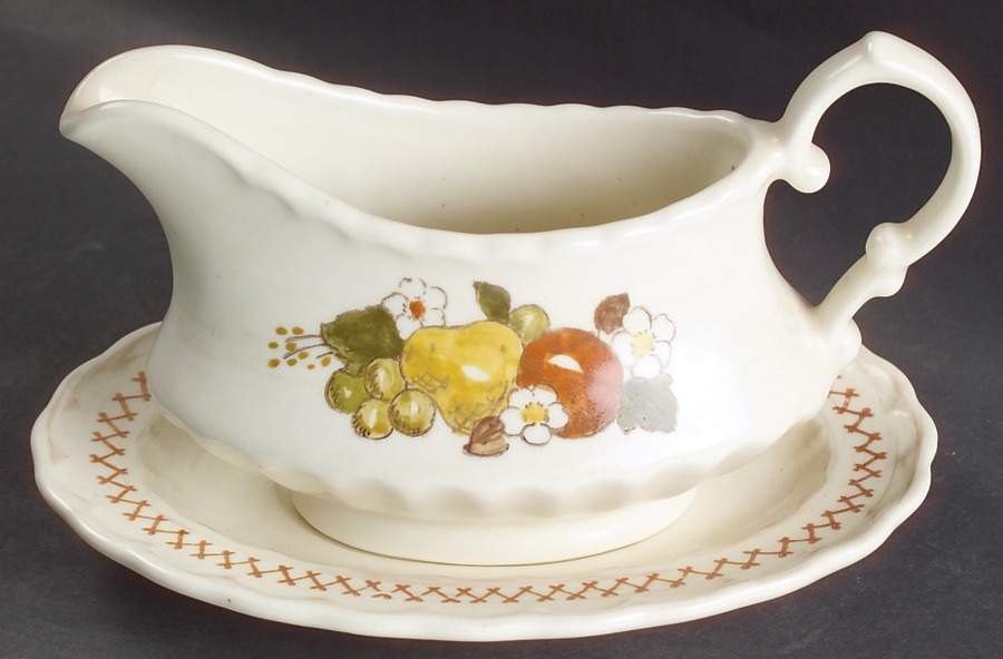 Fruit Basket Gravy Boat & Underplate by Metlox - Poppytrail - Vernon-1