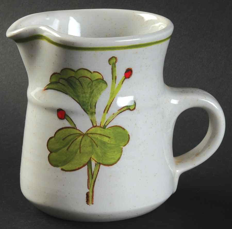 Geranium Creamer by Metlox - Poppytrail - Vernon-1