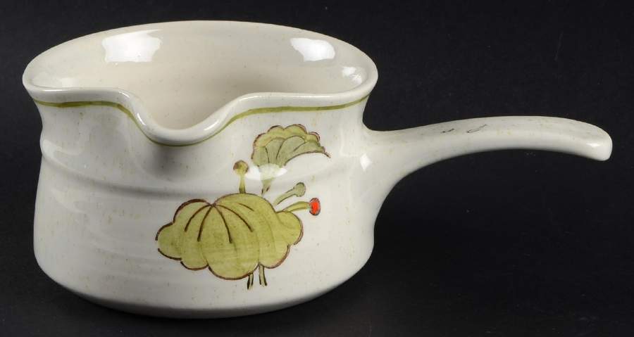 Geranium Gravy Boat by Metlox - Poppytrail - Vernon-1
