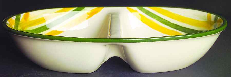 Gingham Green 11" Oval Divided Vegetable Bowl by Metlox - Poppytrail - Vernon-1