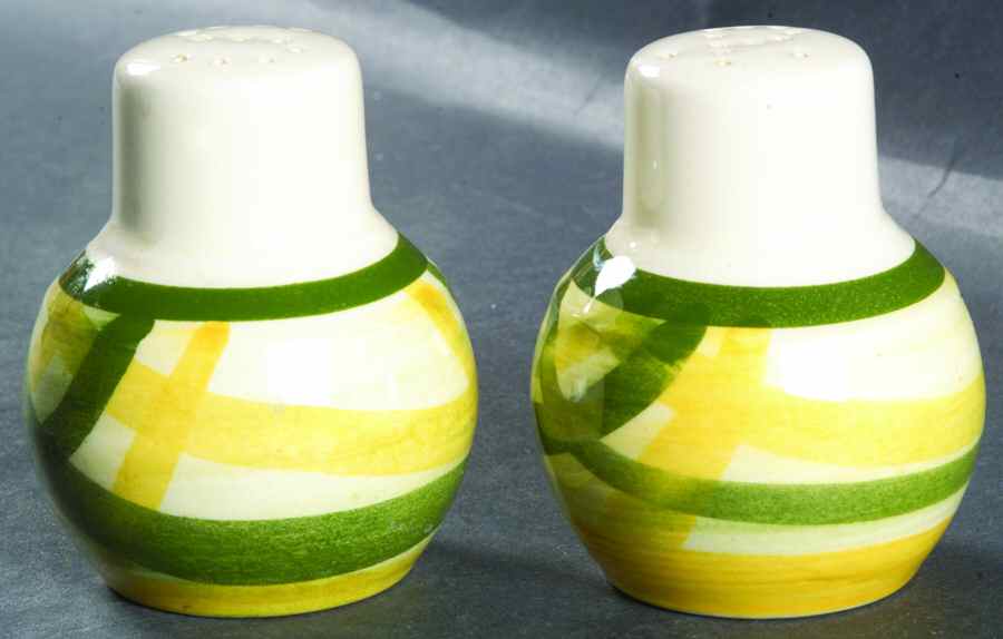 Gingham Green Salt & Pepper Set by Metlox - Poppytrail - Vernon-1