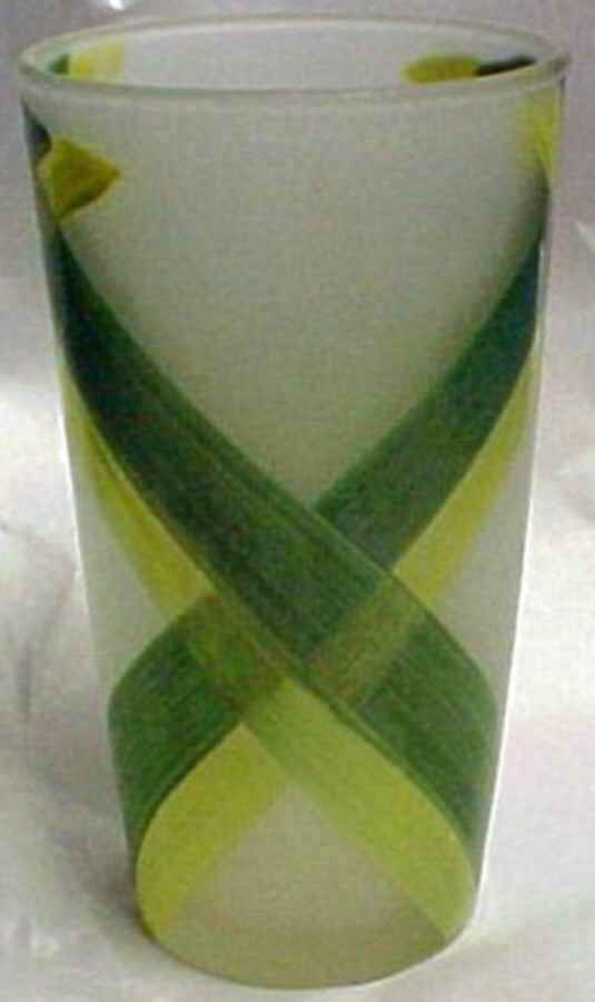 Gingham Green 8 Oz Glassware Frosted Tumbler by Metlox - Poppytrail - Vernon-1