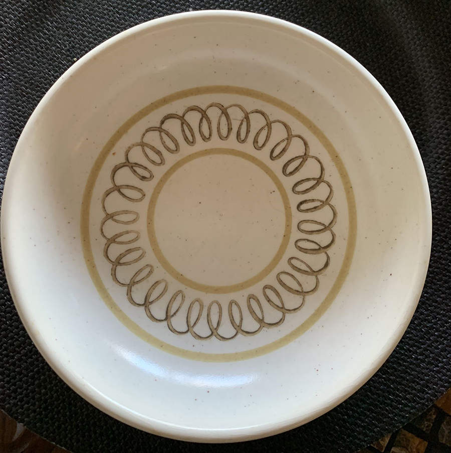 Golden Scroll Coupe Cereal Bowl by Metlox - Poppytrail - Vernon-1