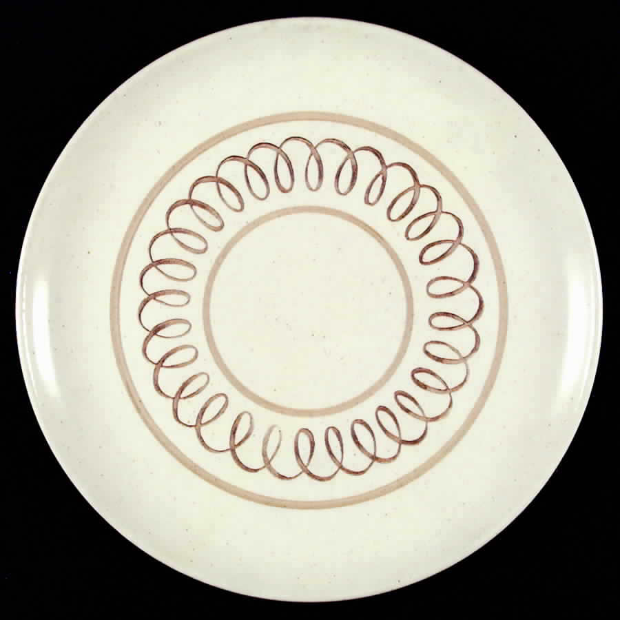 Golden Scroll Dinner Plate by Metlox - Poppytrail - Vernon-1