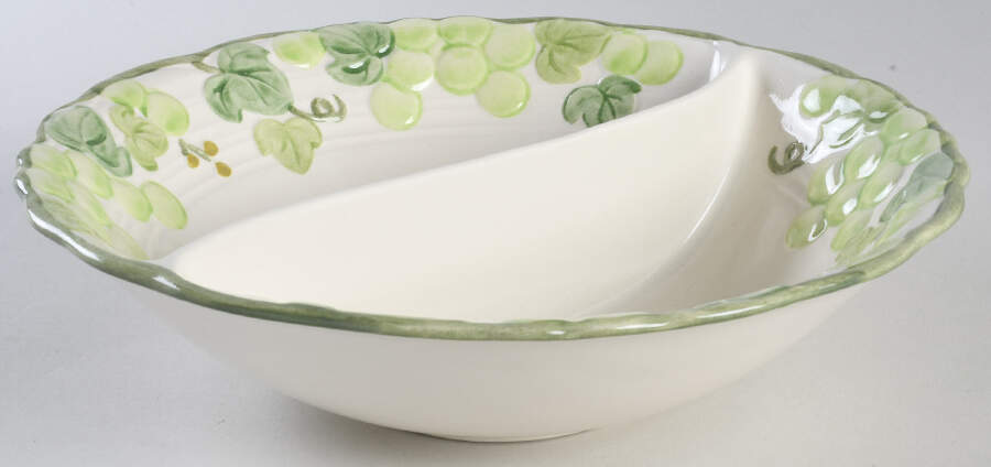 Grape Arbor Green Large Round Divided Vegetable Bowl by Metlox - Poppytrail - Vernon-1
