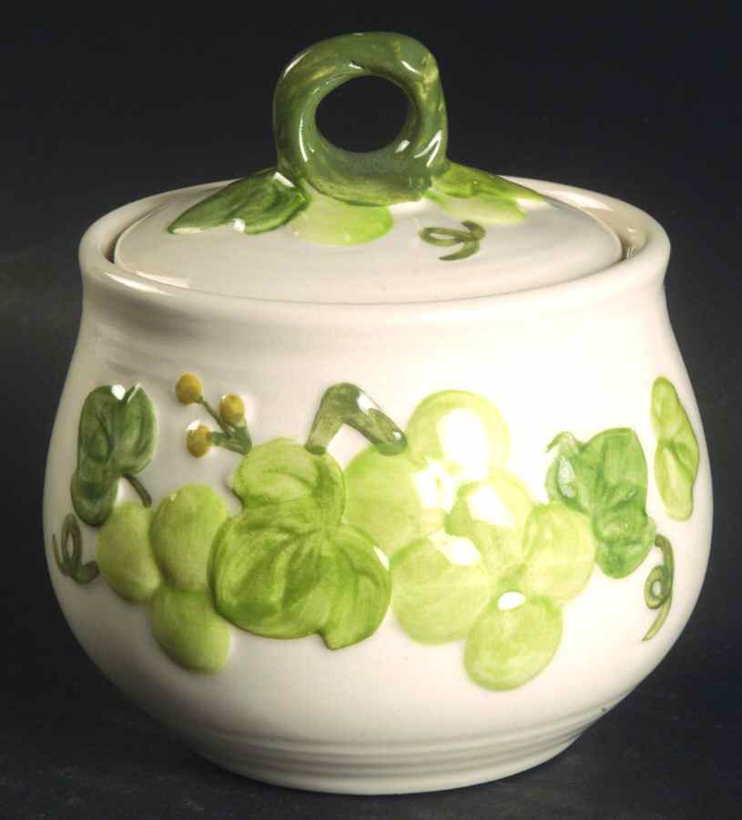 Grape Arbor Green Sugar Bowl & Lid by Metlox - Poppytrail - Vernon-1