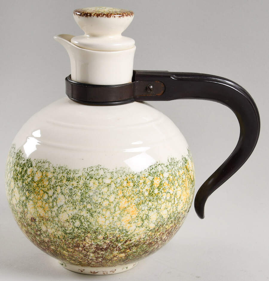 Hawaiian Coral Open Carafe by Metlox - Poppytrail - Vernon-1