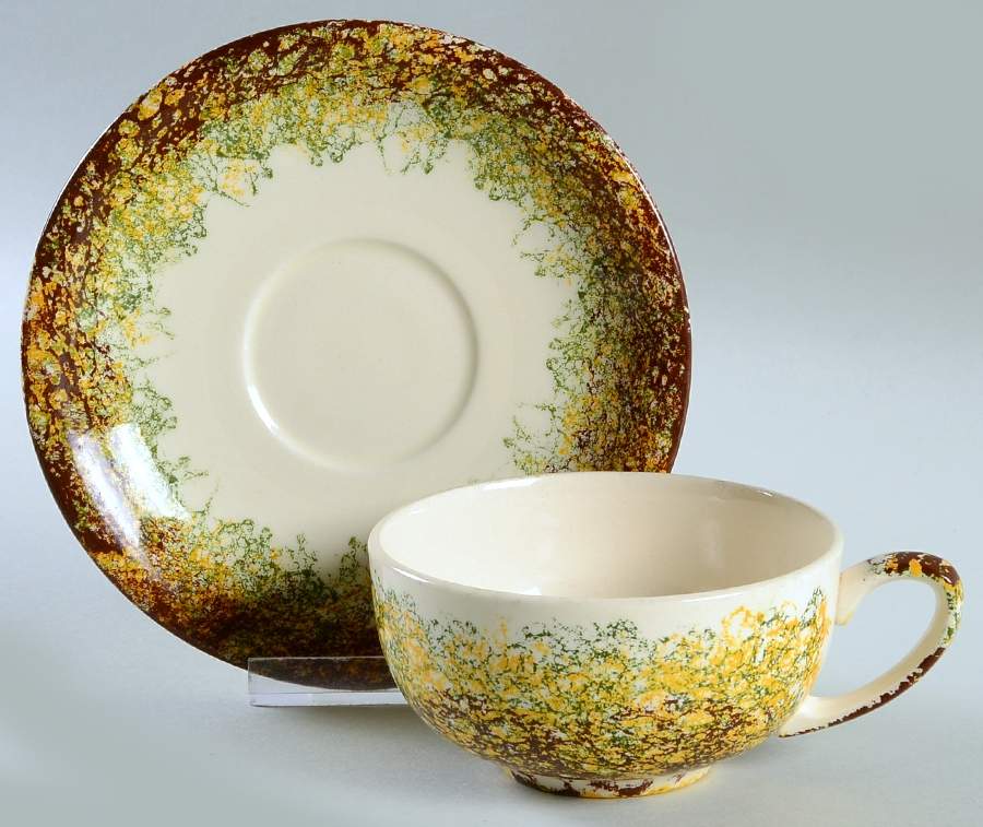 Hawaiian Coral Flat Cup & Saucer Set by Metlox - Poppytrail - Vernon-1