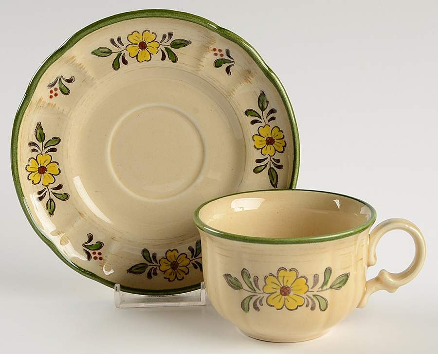 Happy Days Flat Cup & Saucer Set by Metlox - Poppytrail - Vernon-1