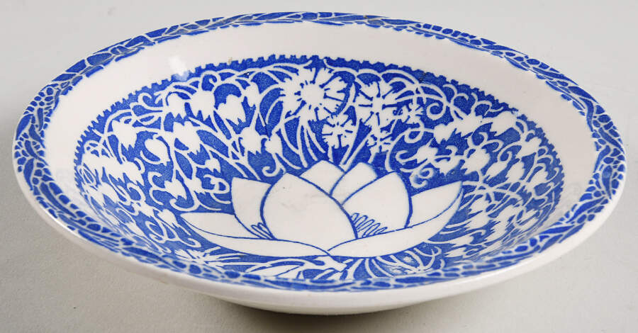 Hawaiian Flowers Blue Rim Fruit/Dessert (Sauce) Bowl by Metlox - Poppytrail - Vernon-1