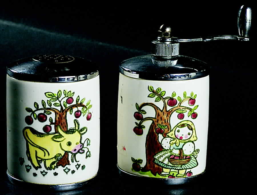 Happy Time Salt Mill & Pepper Mill Set by Metlox - Poppytrail - Vernon-1