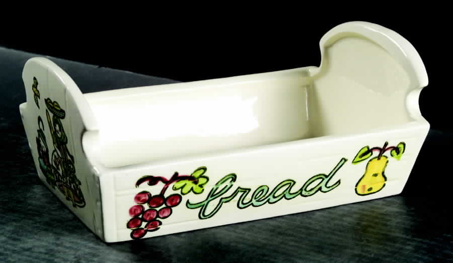 Happy Time Bread Tray by Metlox - Poppytrail - Vernon-1