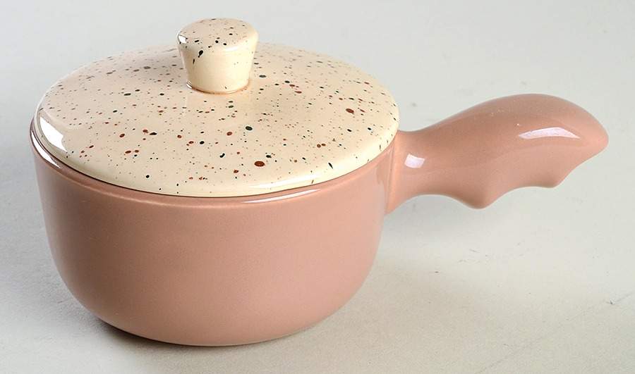 Heyday Chicken Pie Server & Lid by Metlox - Poppytrail - Vernon-1