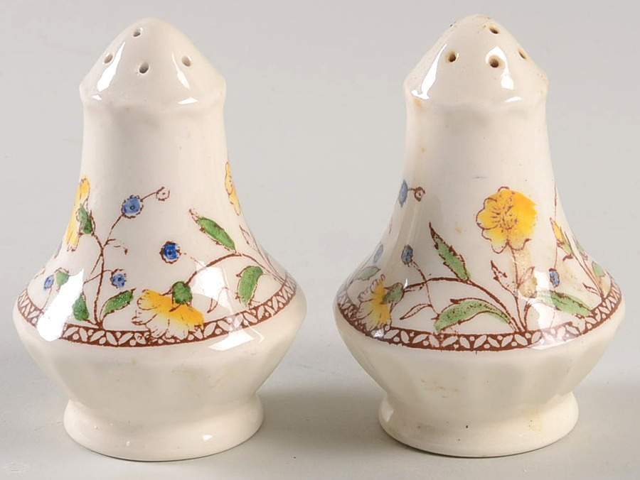 Hibiscus Salt & Pepper Set by Metlox - Poppytrail - Vernon-1