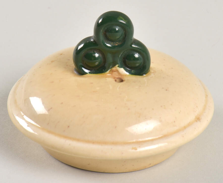 Homestead Provincial Lid for Teapot by Metlox - Poppytrail - Vernon-1