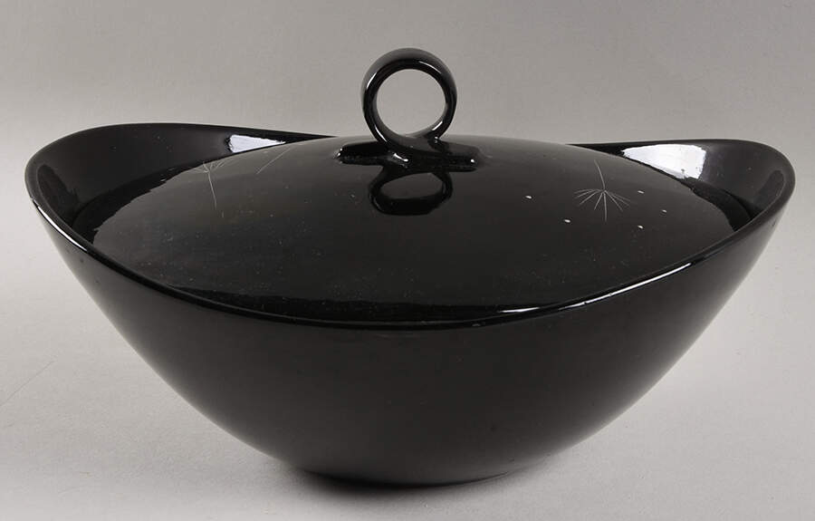 Imperial 1.5 Qt Round Covered Casserole by Metlox - Poppytrail - Vernon-1