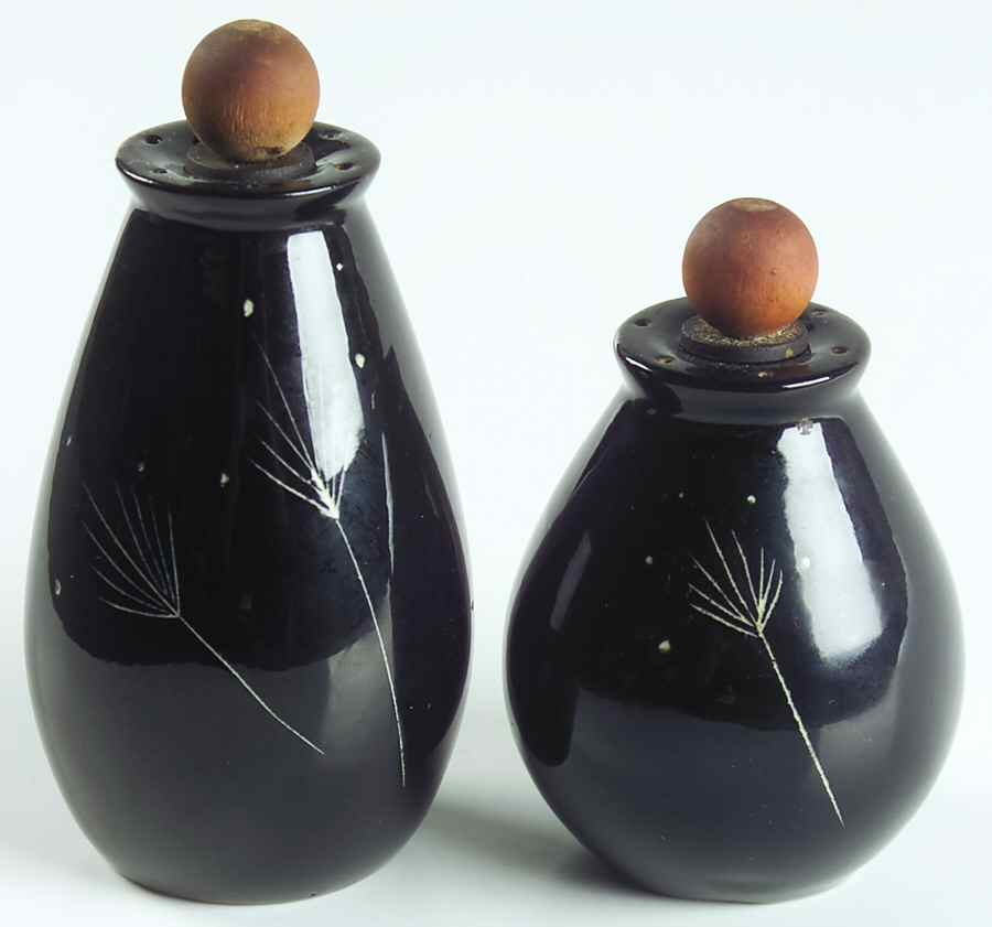 Imperial Salt & Pepper Set by Metlox - Poppytrail - Vernon-1