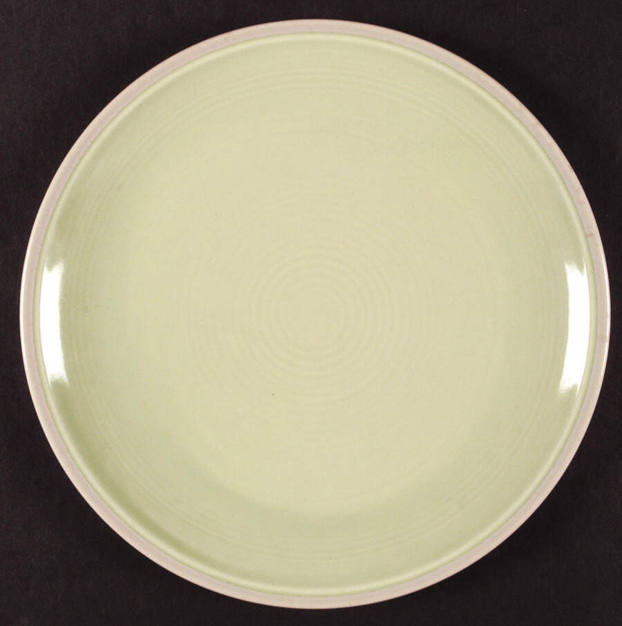 Impressions Green Dinner Plate by Metlox - Poppytrail - Vernon-1