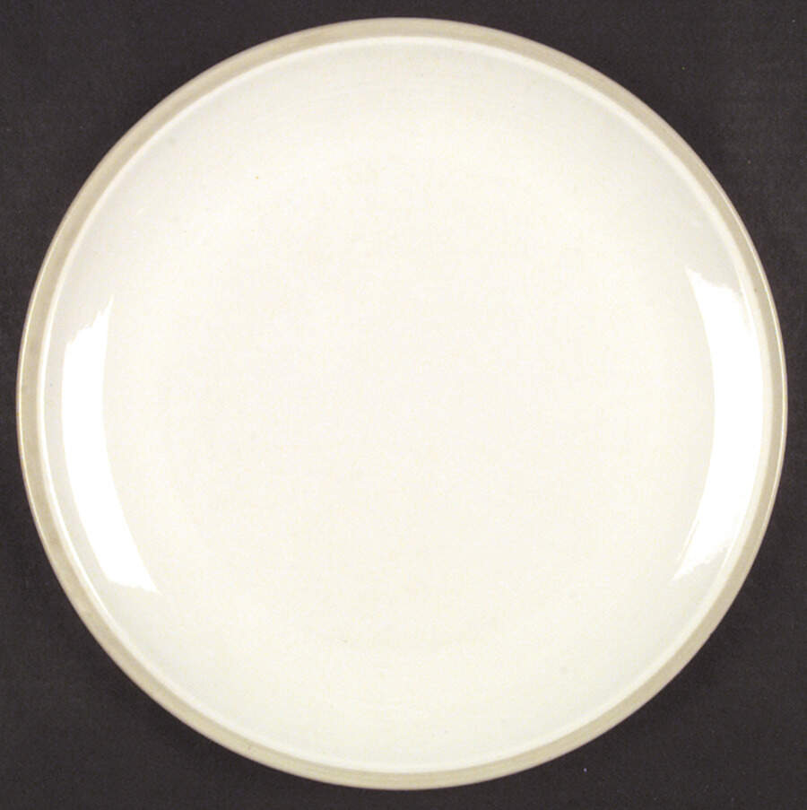 Impressions White Dinner Plate by Metlox - Poppytrail - Vernon-1