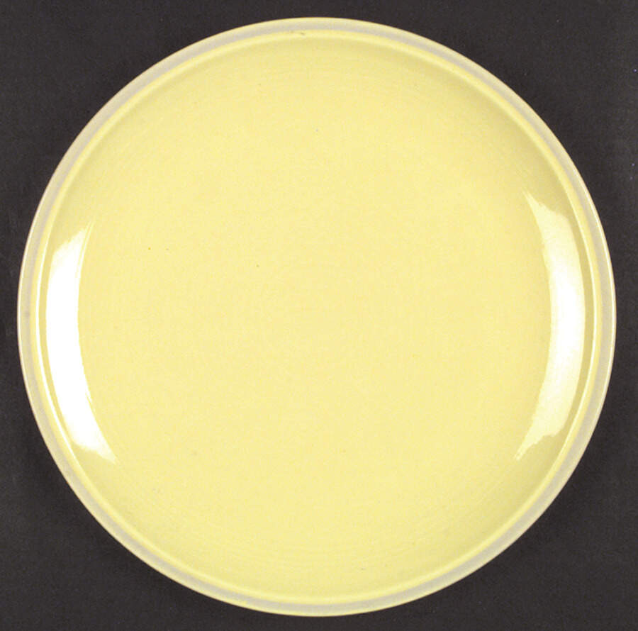 Impressions Yellow Dinner Plate by Metlox - Poppytrail - Vernon-1