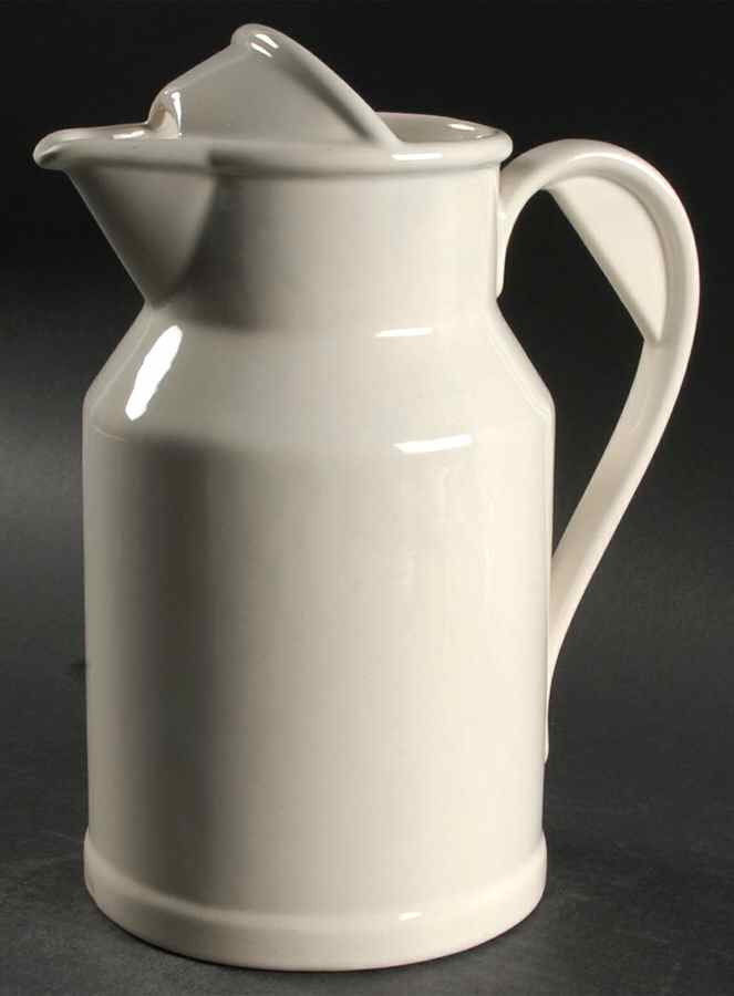 Jamestown 64 Oz Pitcher by Metlox - Poppytrail - Vernon-1
