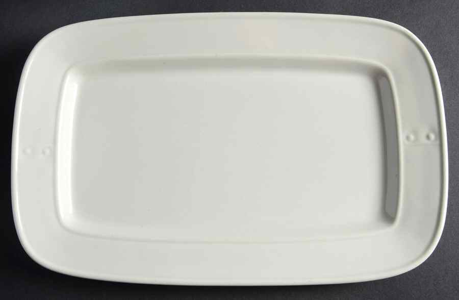 Jamestown 11" Oval Serving Platter by Metlox - Poppytrail - Vernon-1