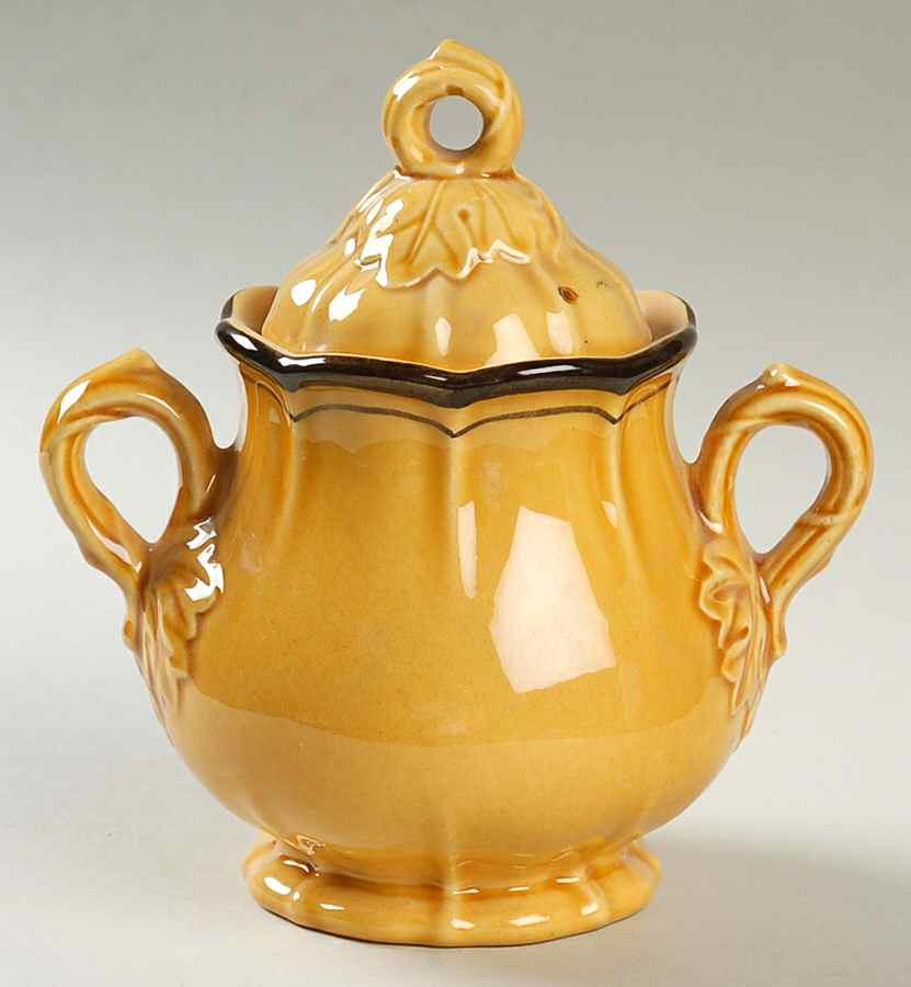 La Mancha Gold Sugar Bowl & Lid by Metlox - Poppytrail - Vernon-1