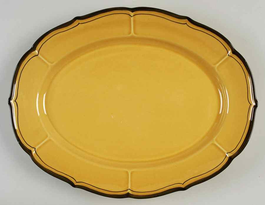 La Mancha Gold 14" Oval Serving Platter by Metlox - Poppytrail - Vernon-1