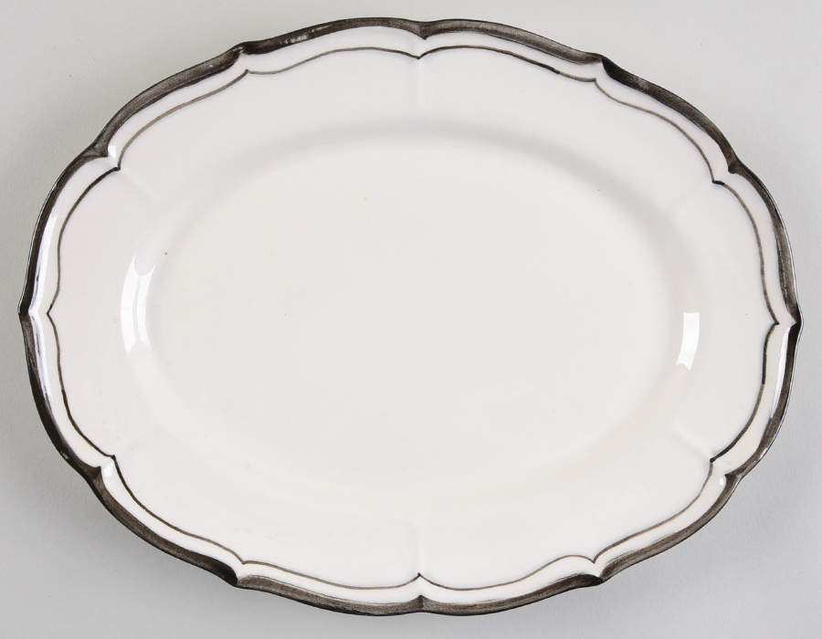 La Mancha White 11" Oval Serving Platter by Metlox - Poppytrail - Vernon-1