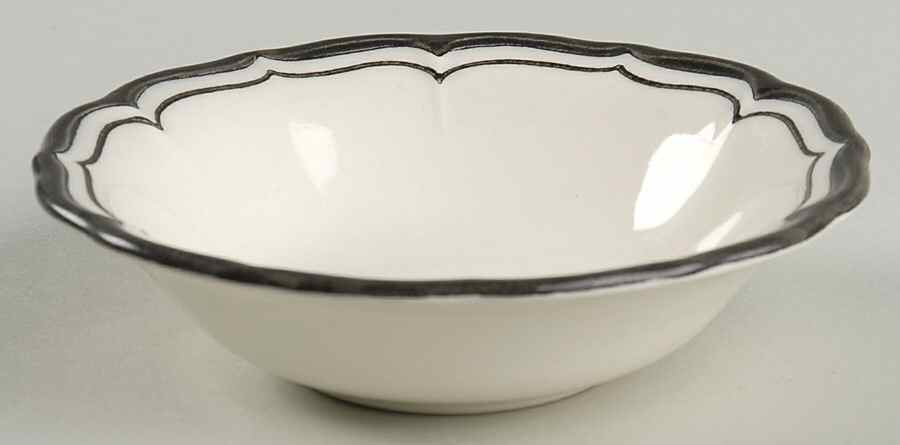 La Mancha White Fruit/Dessert (Sauce) Bowl by Metlox - Poppytrail - Vernon-1