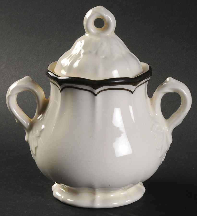 La Mancha White Sugar Bowl & Lid by Metlox - Poppytrail - Vernon-1