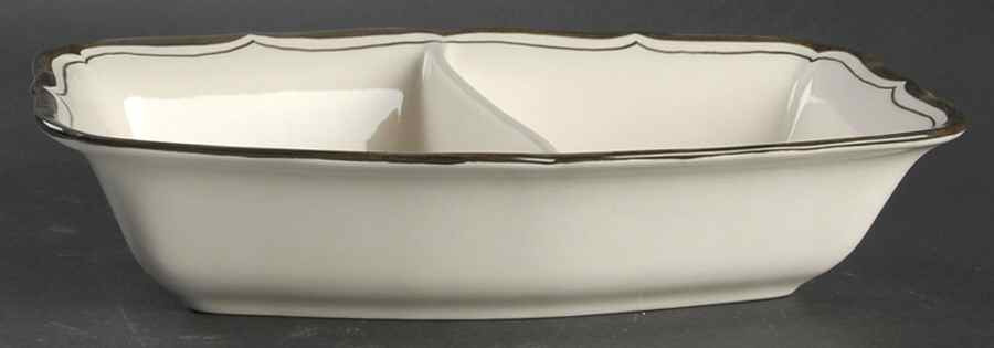 La Mancha White Rectangular Divided Vegetable Bowl by Metlox - Poppytrail - Vernon-1