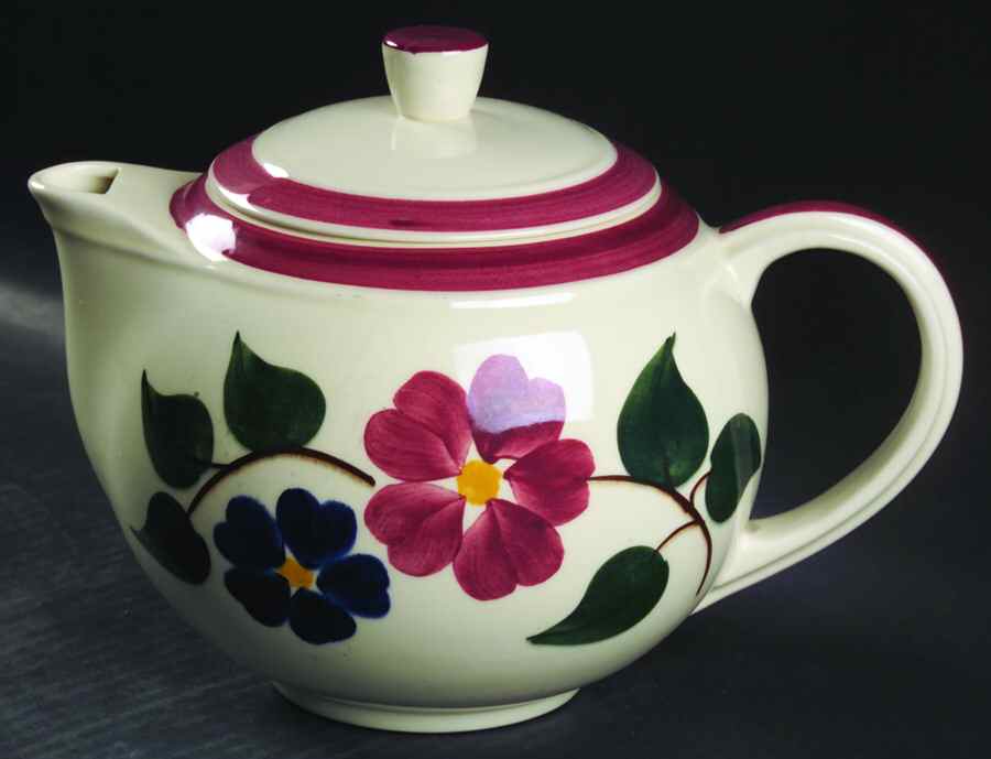 Linda Teapot & Lid by Metlox - Poppytrail - Vernon-1