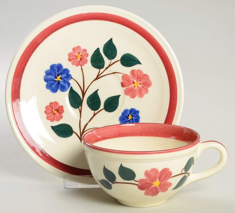 Linda Flat Cup & Saucer Set by Metlox - Poppytrail - Vernon-1
