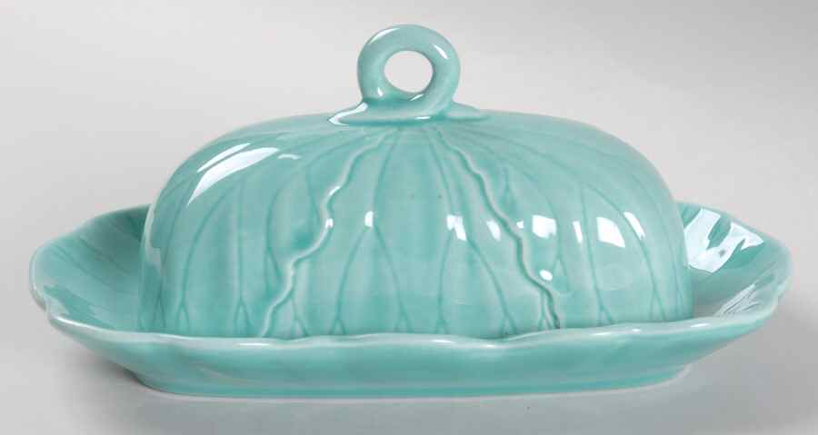 Lotus Aqua (Second Series) 1/4 Lb Covered Butter by Metlox - Poppytrail - Vernon-1