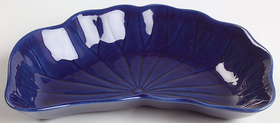 Lotus Midnight Blue (Dark Blue) Crescent Salad Plate by Metlox - Poppytrail - Vernon-1